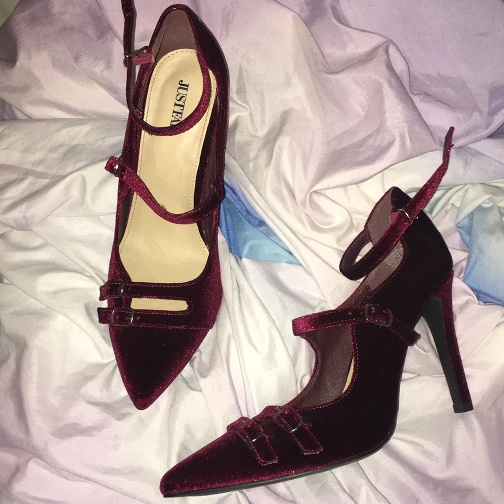 JustFab Pumps